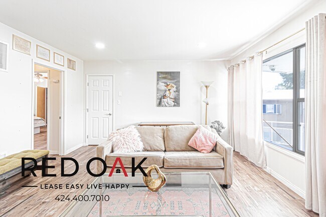 Building Photo - 4505 Santa Rosalia Dr