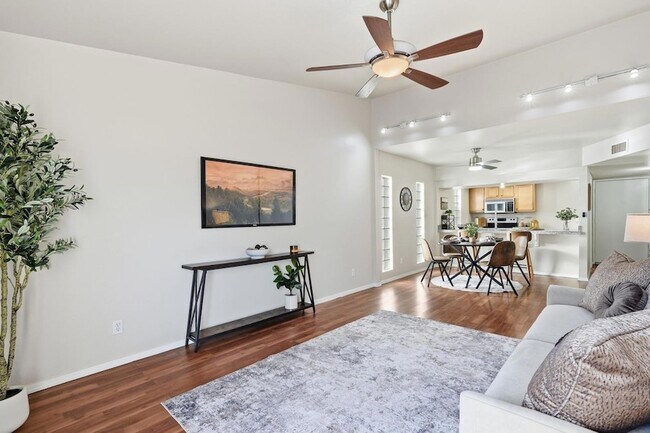 Building Photo - 3039 N 38th St