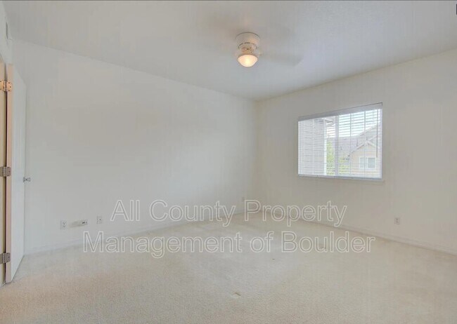 Building Photo - 14300 Waterside Ln