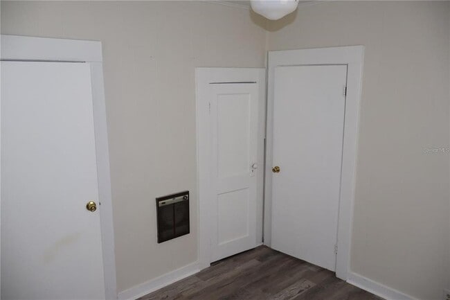 Building Photo - 1919 W Union St