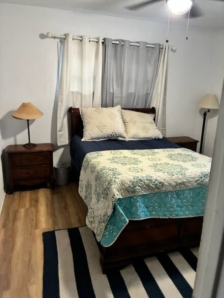 Building Photo - 14914 Pemberton Dr