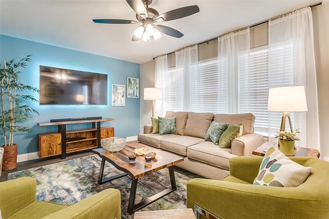 Building Photo - 901 Juno Ln