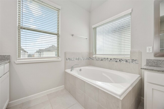 Building Photo - 9603 Cambridge Manor Ln