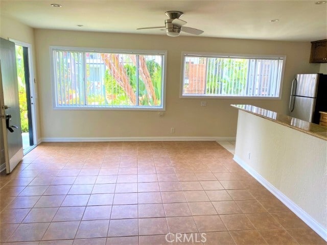 Building Photo - 250 Cliff Dr