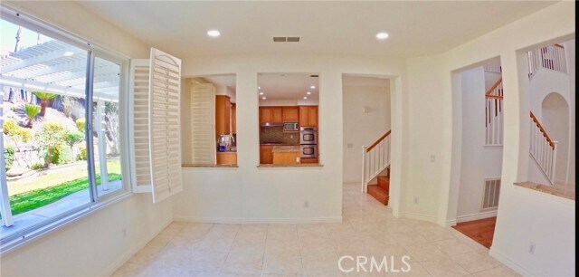 Building Photo - 1655 W Alps Dr