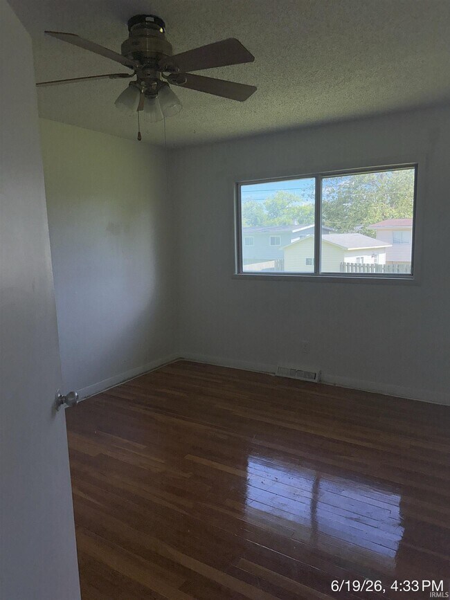 Building Photo - 3235 Schilling St