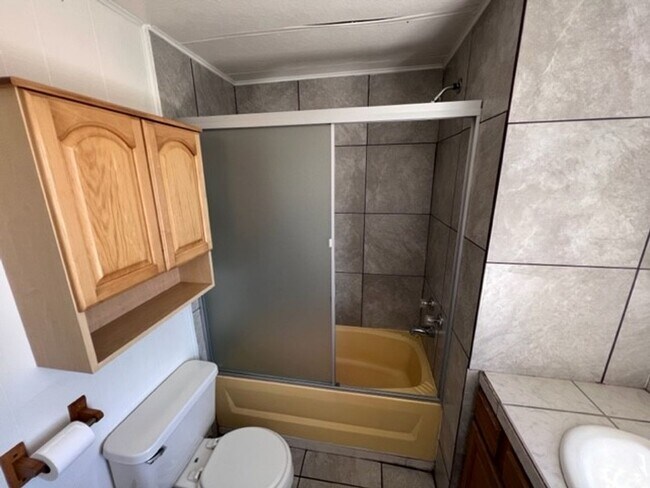 Building Photo - 1288 Pima Way