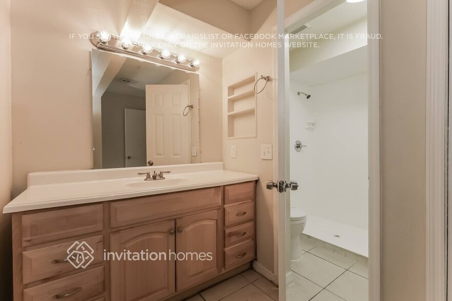 Building Photo - 8512 Misty River Ct
