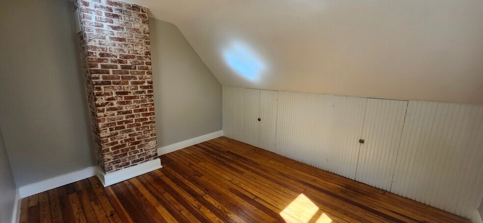 Primary Photo - 396 Whalley Ave