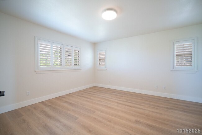 Building Photo - Available now!  Beautifully upgraded 4-bdr...