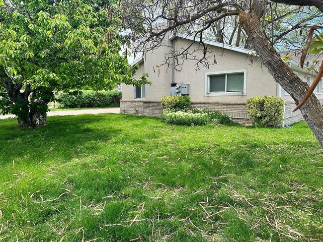 Building Photo - 515 W 100 S