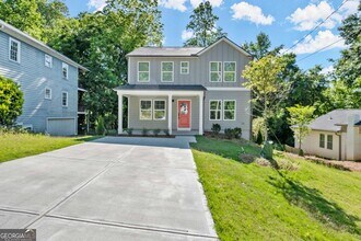 Building Photo - 1139 Lookout Ave NW