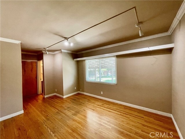 Building Photo - 1480 N Mills Ave
