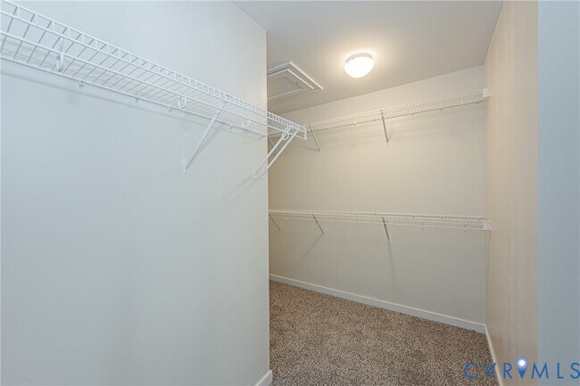 Building Photo - 18353 Palisades Ct