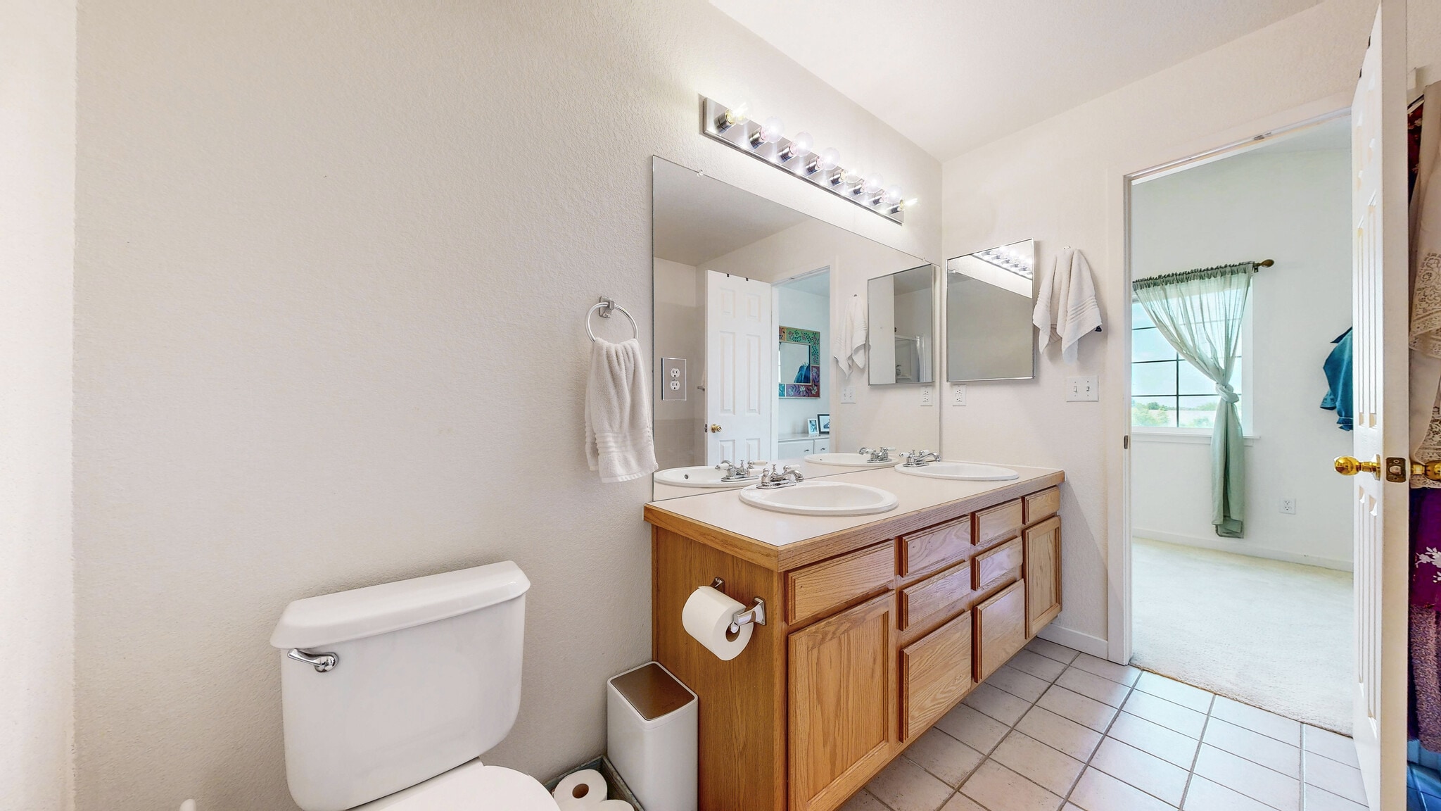 Building Photo - 2560 Concord Cir