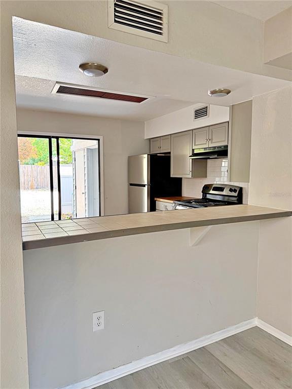 Building Photo - 5329 Blue Grass St