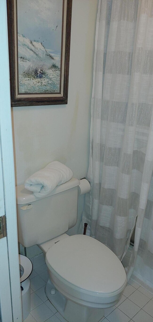 Building Photo - 2800 N Hwy A1A