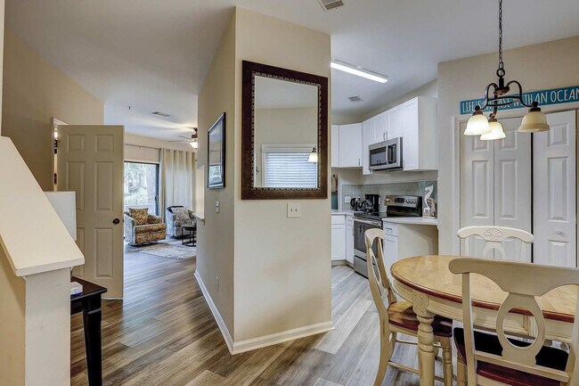 Building Photo - 19 Lemoyne Ave