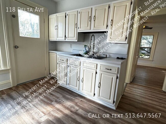 Building Photo - 118 Delta Ave