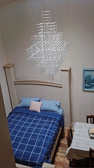 Building Photo - 317 W Fayette St