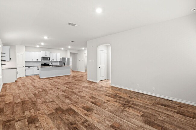 Building Photo - 165 Kakapo Dr