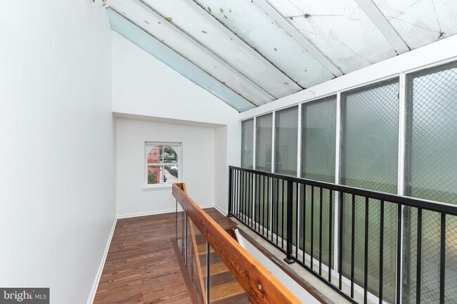 Building Photo - 307 Mosher St