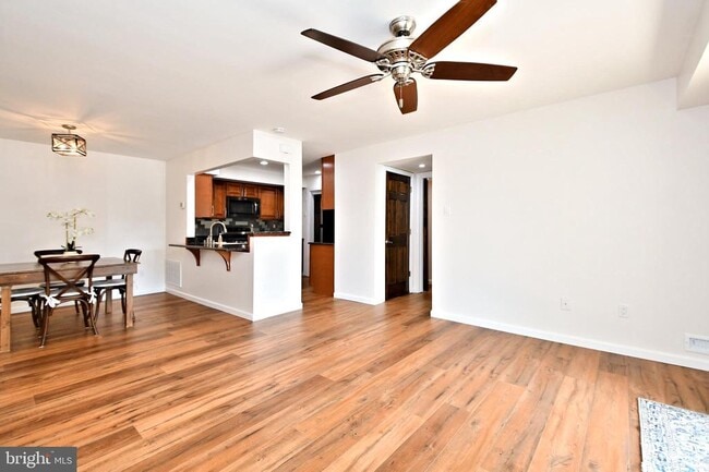 Building Photo - 1401 Society Pl