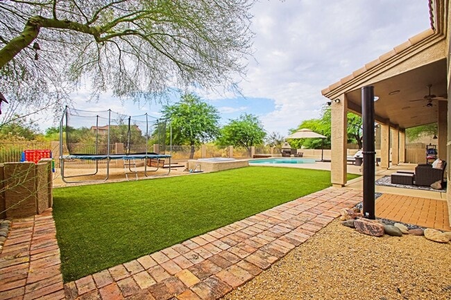 Building Photo - 29641 N 67th St