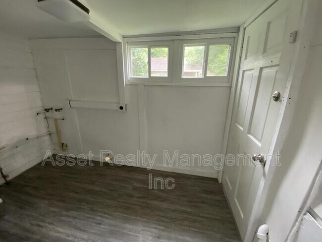 Building Photo - 2630 Copeland St
