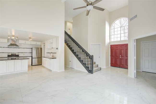 Building Photo - 4427 Waterfall Way