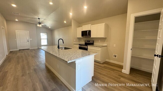Building Photo - 3412 Tiffin Ave
