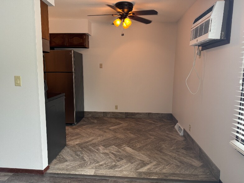 Building Photo - 117 York Rd