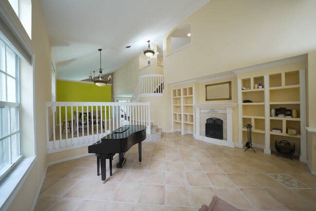 Building Photo - 1395 NW 155th Ln