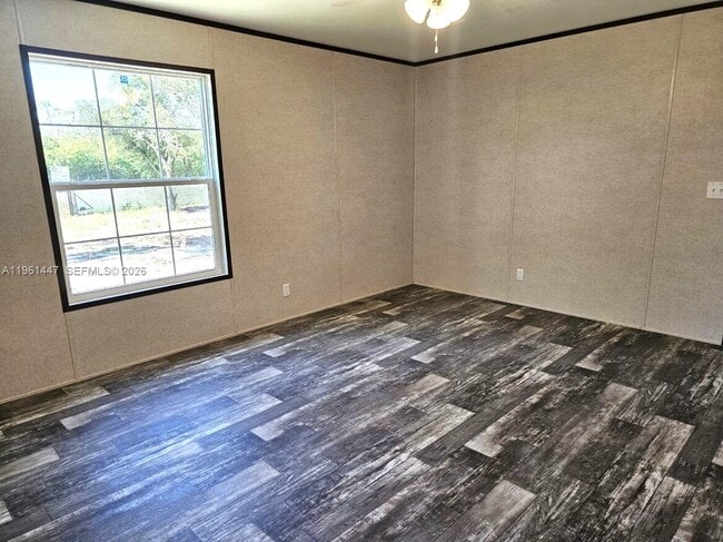 Building Photo - 881 Woodland Blvd