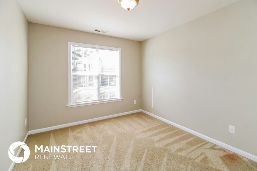 Building Photo - 3385 Tinley Park Dr