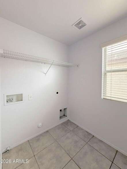 Building Photo - 5216 W Albeniz Pl