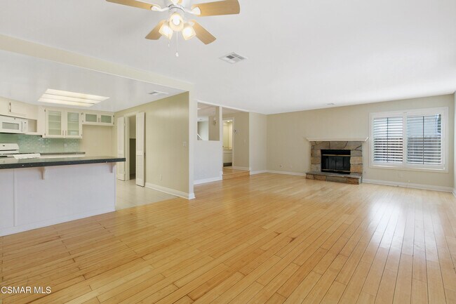 Building Photo - 2641 Calle Abedul