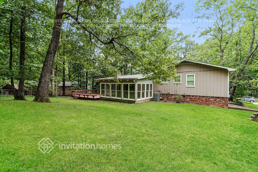 Building Photo - 2932 Karen Ln
