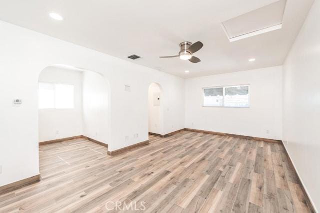Building Photo - 557 N Olive St