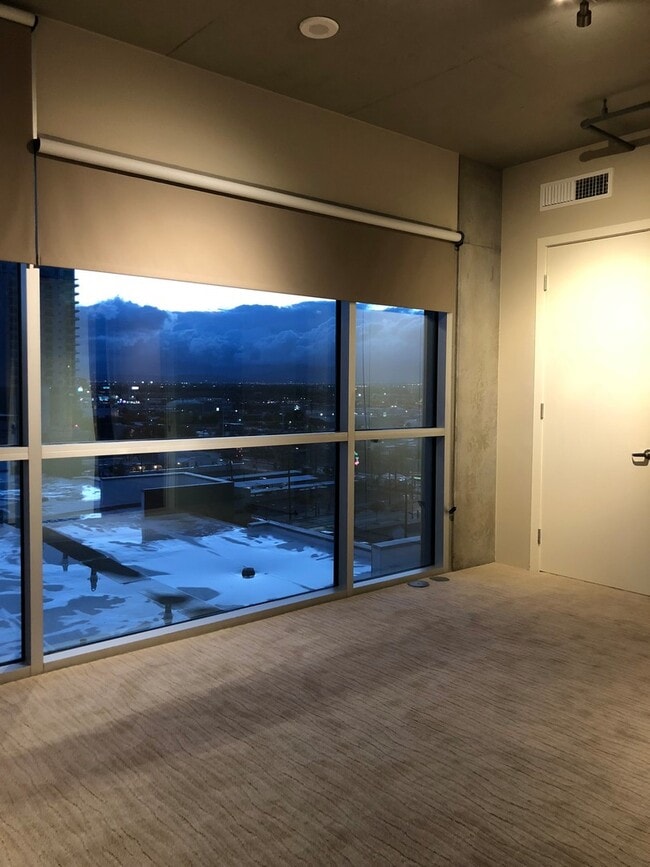Building Photo - Gorgeous Juhl Unit For Lease