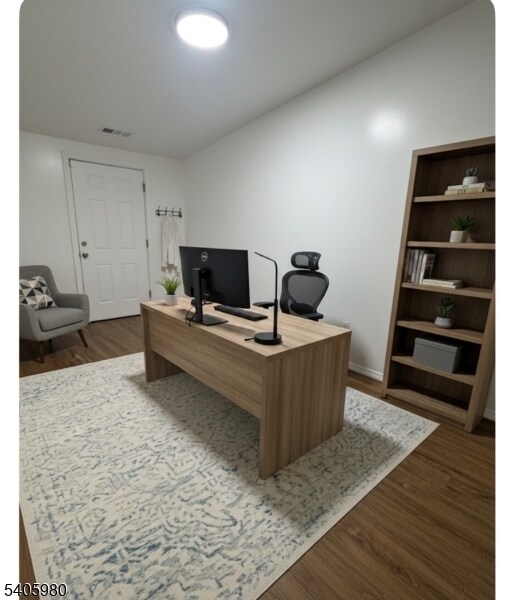 Building Photo - 125 W Broadway