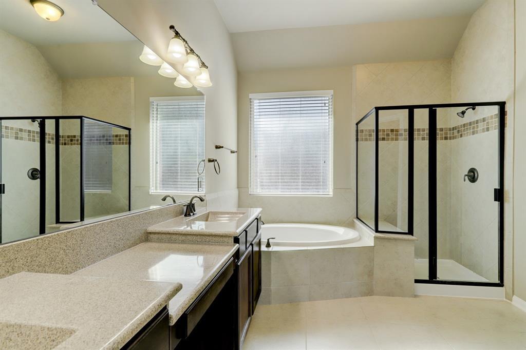 Building Photo - 4919 Grand Chateau Ln