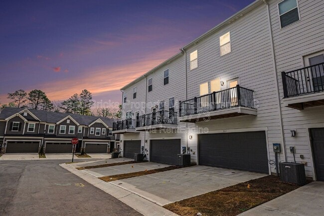 Building Photo - 5011 Rill Ct