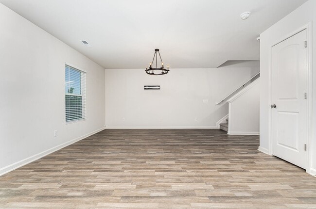 Building Photo - Recent Rent Reduction! Recent Rent Reduction - Charming Home for Rent in Thomasville – Peaceful L...