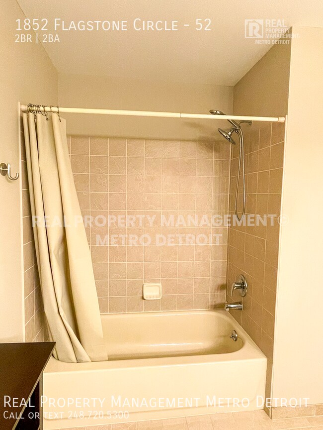 Building Photo - 1852 Flagstone Cir