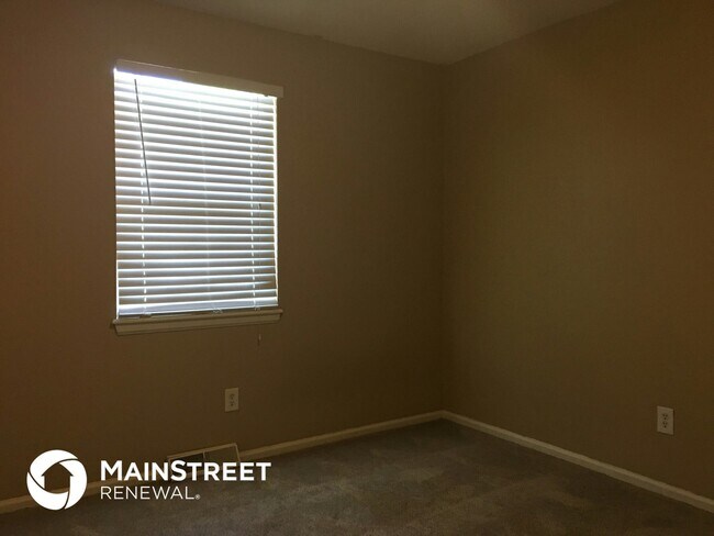 Building Photo - 1417 N Millburn Ave