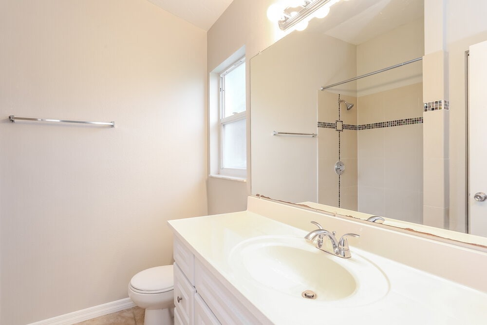 Building Photo - 6109 63rd Ave E