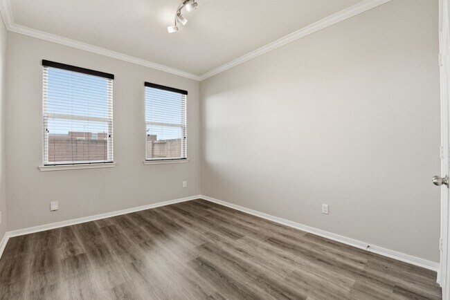 Building Photo - 2921 Perdido Bay Ln