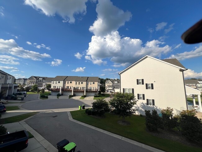 Building Photo - 7002 Reedybrook Crossing