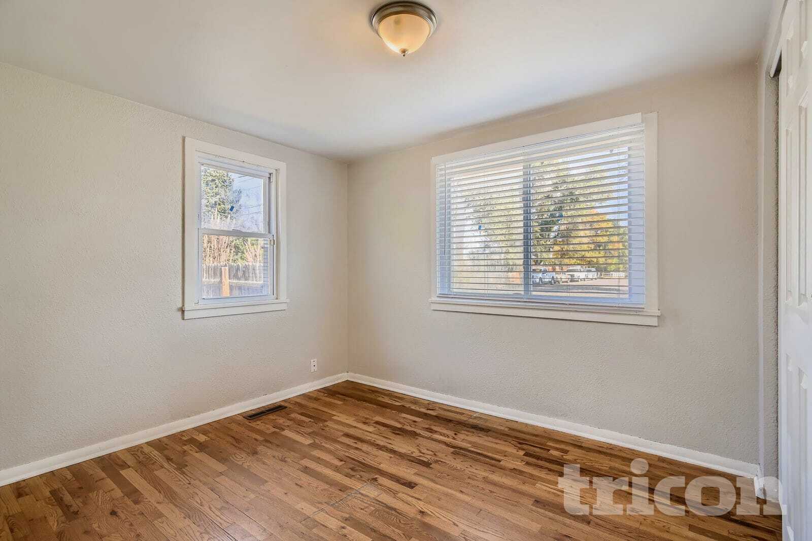 Building Photo - 185 N Harlan St